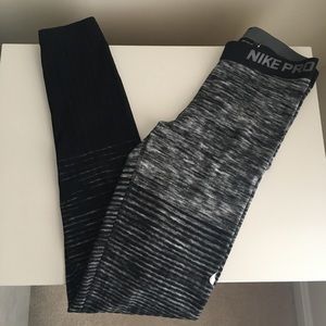 Nike Pro Legging (Rare)